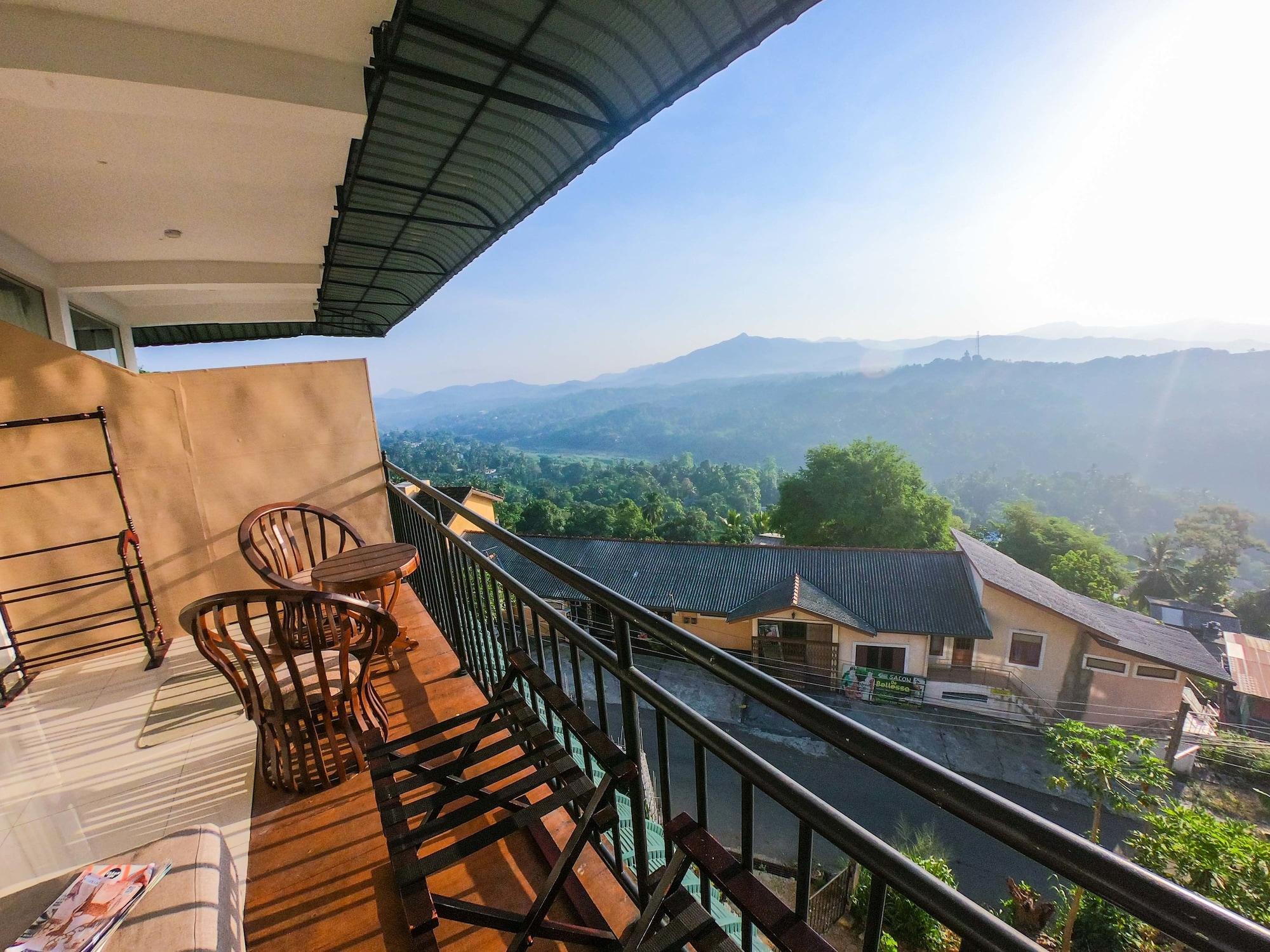 Romance Hills Hotel Канди Экстерьер фото