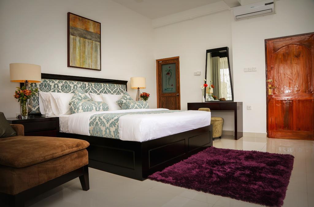 Romance Hills Hotel Канди Экстерьер фото