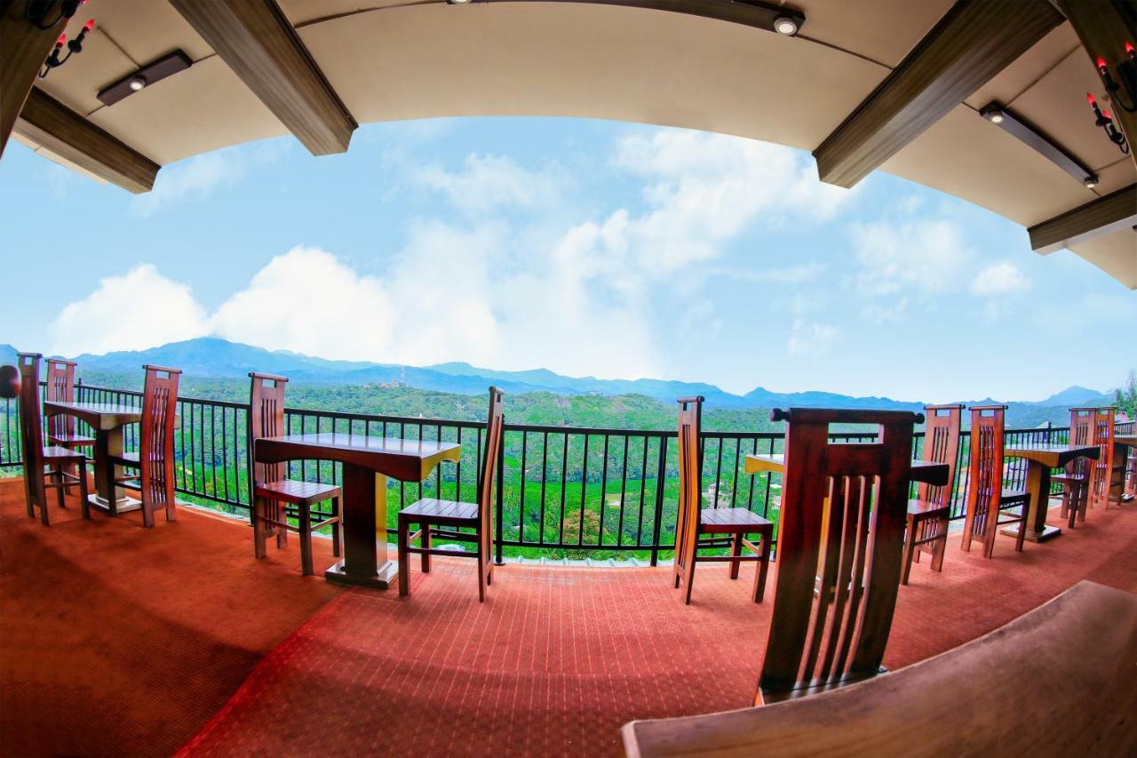 Romance Hills Hotel Канди Экстерьер фото